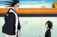 Rukia comes across Kenpachi and Yachiru