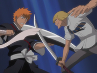 Shinji ataca Ichigo