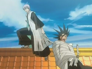 Ichimaru ties up Zaraki
