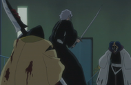 Reigai Isane protects Inaba from Mayuri