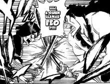 Charlotte y Yumichika discutiendo por quien se dijo feo