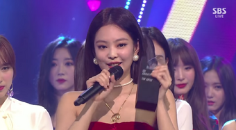 Solo Black Pink Wiki Fandom