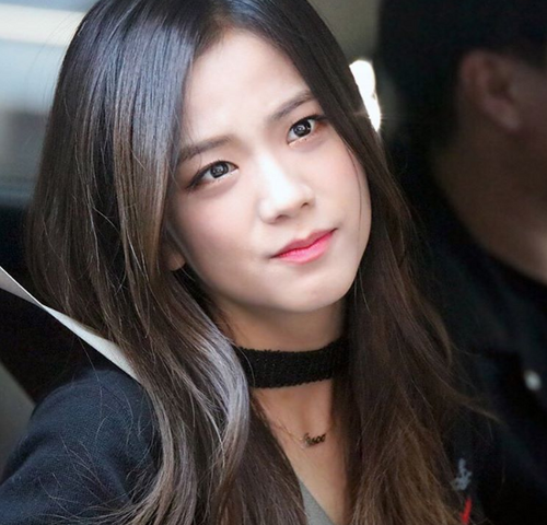 Image - Kim Jisoo Leaving Inkigayo.PNG | BLACK PINK Wiki | FANDOM ...