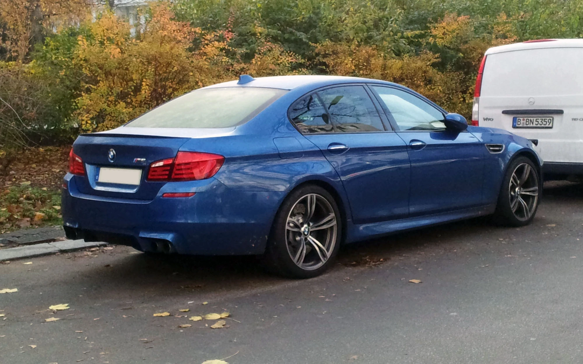 Bmw m5 f10 википедия