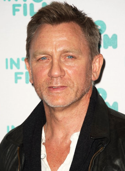 Daniel Craig | BondWiki | Fandom