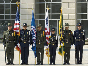 795px-CBP Officers pay tribute 2007