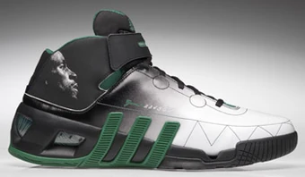kevin garnett and 1 shoes