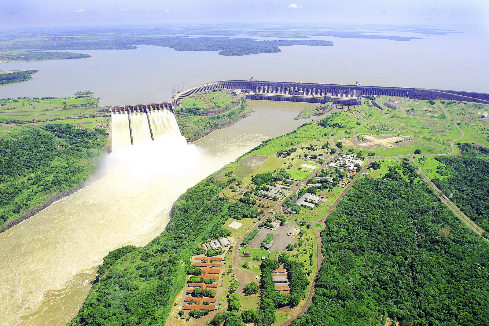 Итайпу Бразилия ГЭС