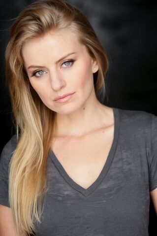 File:Sarah Minnich.jpg