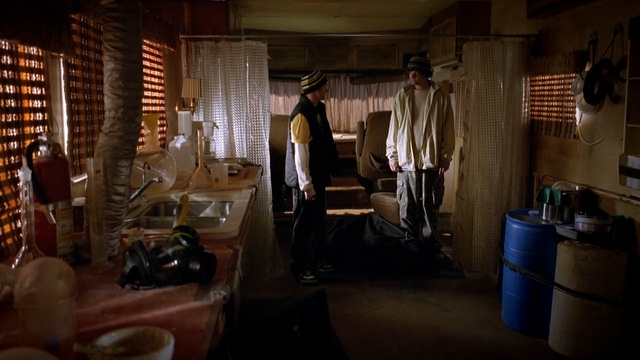 Archivo:1x05 - Autocaravana.png