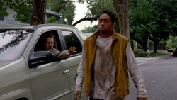 1x02 - Cat's in the Bag... 4