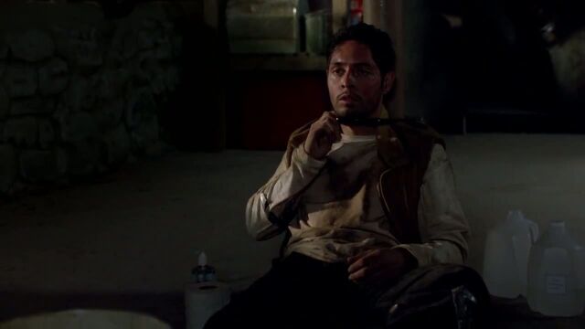 File:1x03 - Krazy 8 complains.jpg