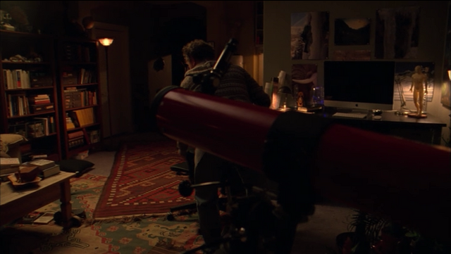 File:Gale's desk.png