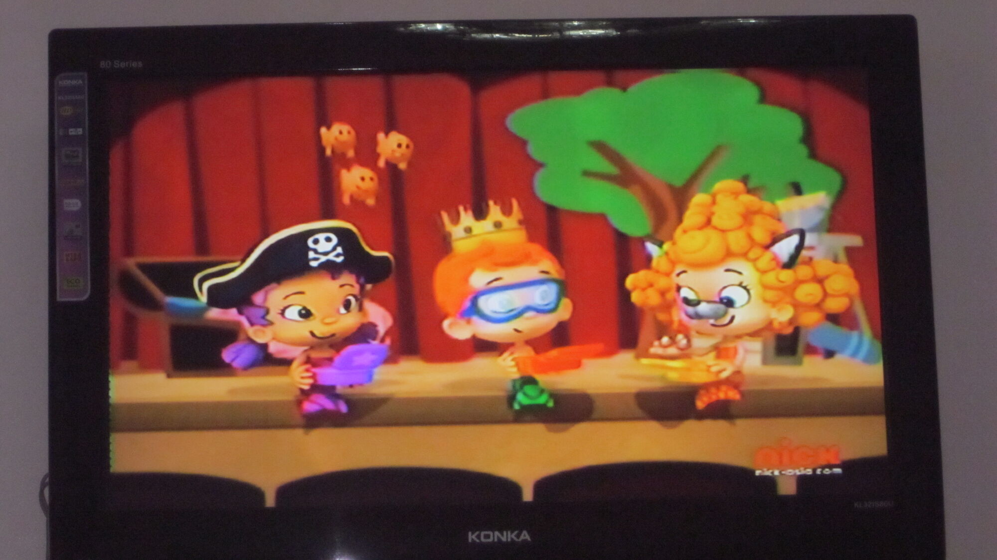 Oona S Outfit Pirate Bubble Guppies Wiki Fandom Powered By Wikia