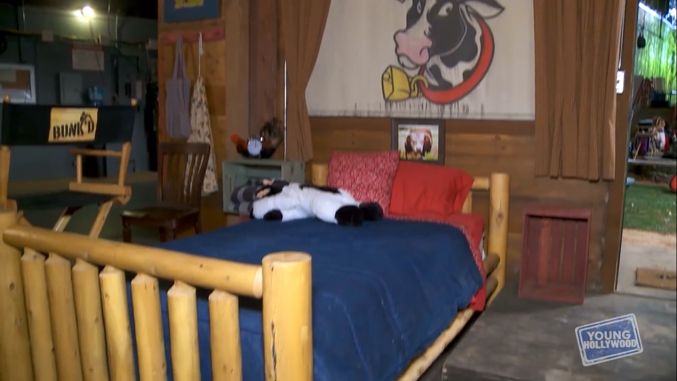 Image Lou'sBunk.png Bunk'd Wiki FANDOM powered by Wikia