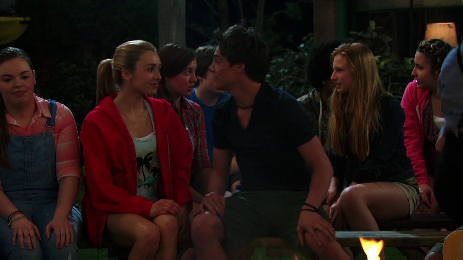 Image Emma and Xander to Camp Kikiwaka11.jpg Bunk'd Wiki FANDOM powered by Wikia