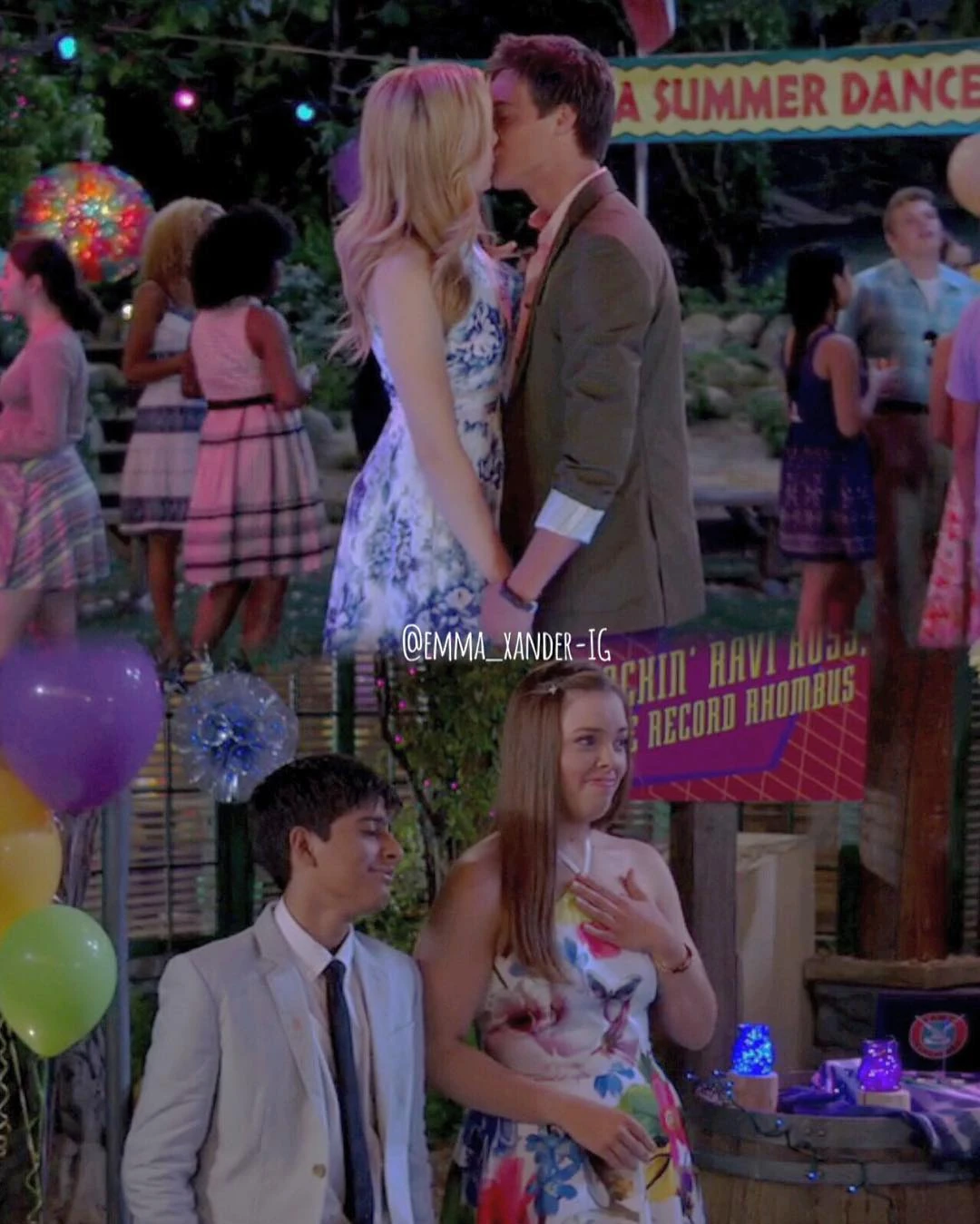 Image Xander & Emma.jpg Bunk'd Wiki FANDOM powered by Wikia