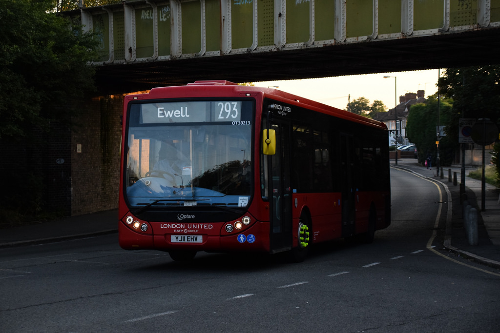London Buses route 293 | Bus Routes in London Wiki | FANDOM powered by ...