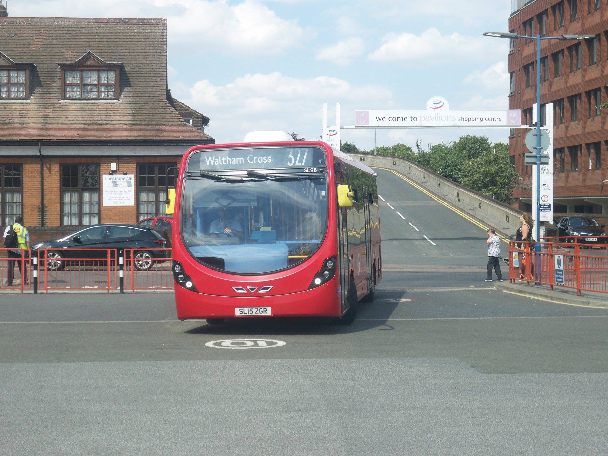 London Buses Route 327 Bus Routes In London Wiki Fandom