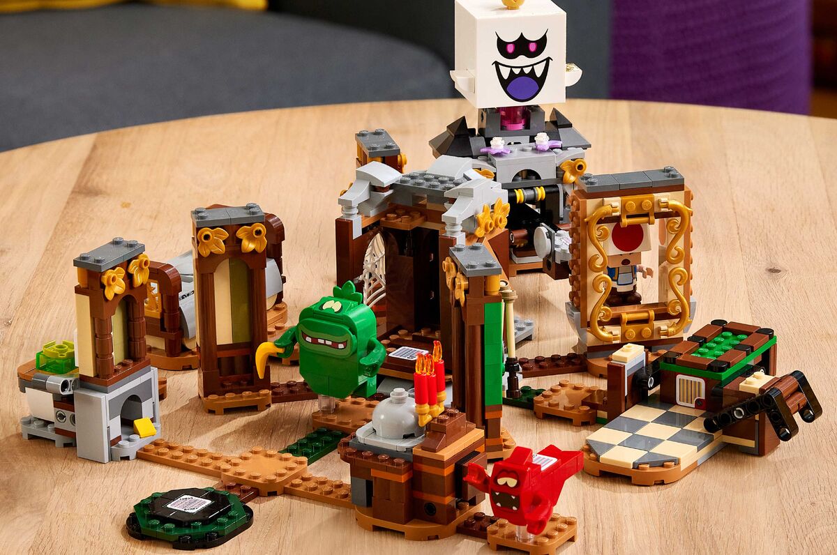 LEGO® Super Mario™ - Luigi's Mansion™ Expansion Set: Ready for a