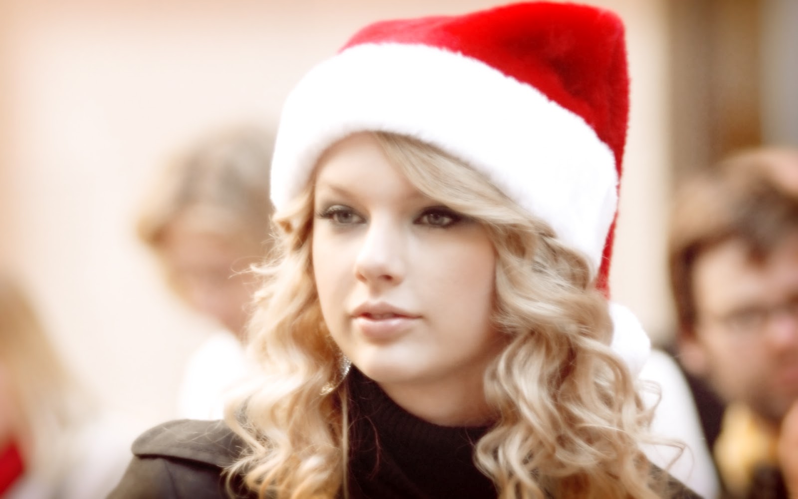 Image - Sweet Taylor Swift in Christmas Hat Wallpaper 1920x1200