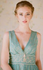 Elegant bridget