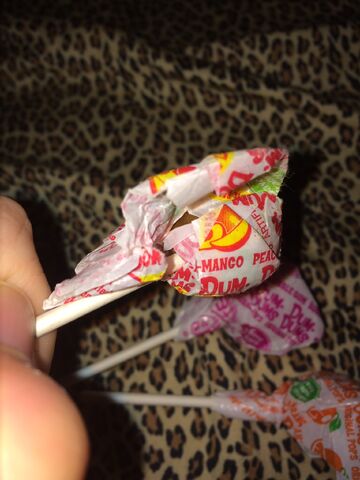 File:Peach mango dum dum pop.jpeg