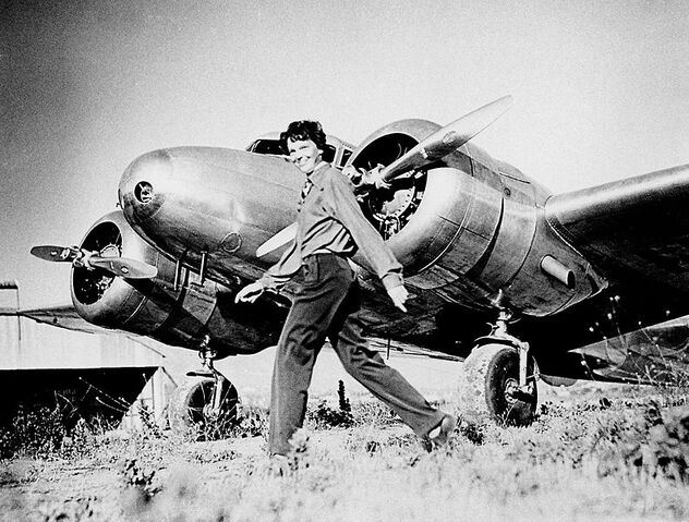 File:Earhart and electra.jpg