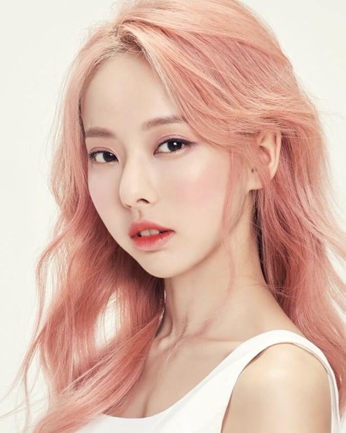 Loona ルーナ メンバーのプロフィールは インスタや身長 性格や代表曲 経歴も 韓国情報サイト トリップモンスター 트립 몬스터 Loona ルーナ メンバーのプロフィールは インスタや身長 性格や代表曲 経歴も 韓国情報サイト トリップモンスター 트립 몬스터