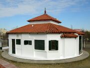 Casa tope giratoria
