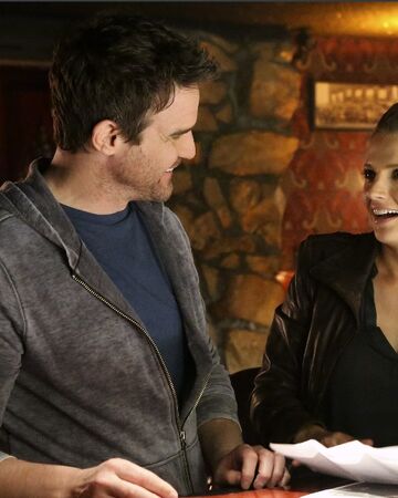 Kate Beckett Wedding Dress Fashion Dresses