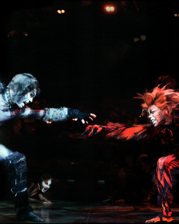 Macavity The Mystery Cat Fight Cats Musical Wiki Fandom