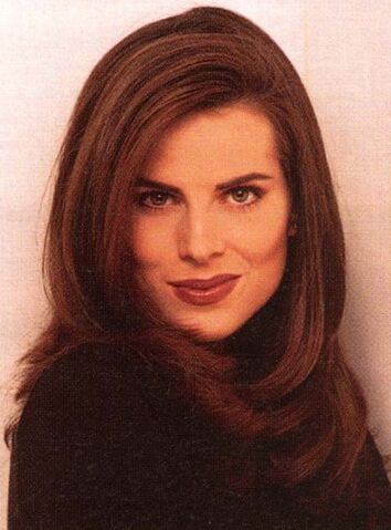 File:Julianne Morris.jpg