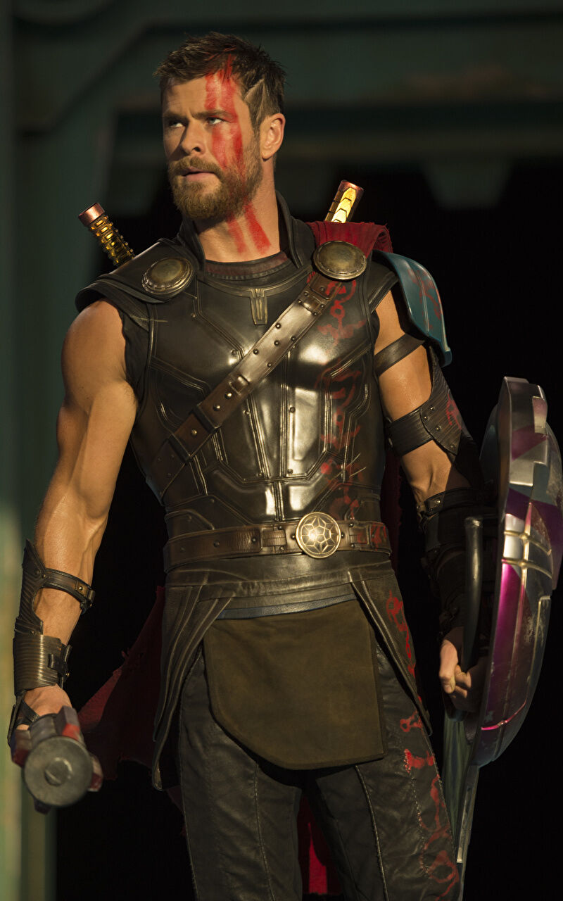 Now that we see thor in action, I can't help but think how badass the GOW 2018  thor costume looked. I hope he wears it for most of the game. : r/GodofWar