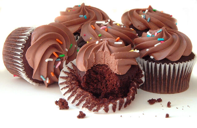 File:Cupcakes.jpg