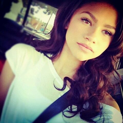 File:Zendaya.jpeg