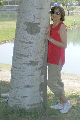 File:Betty .jpg