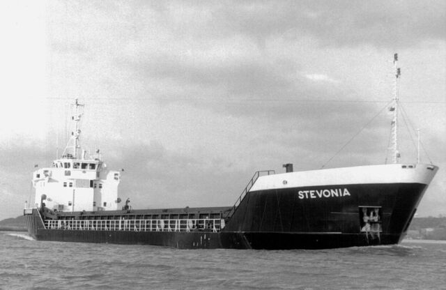 File:Stevonia Boat.jpg