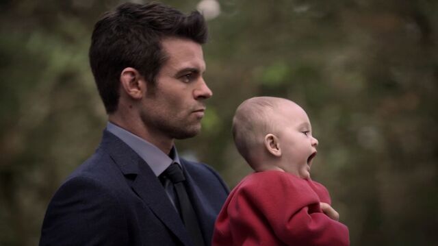 File:Normal TheOriginals209-0595ElijahHope.jpg