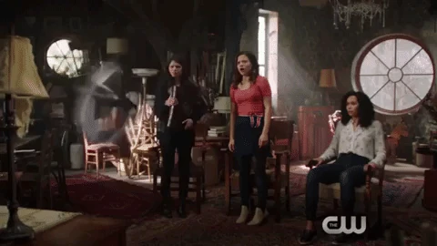 RÃ©sultat de recherche d'images pour "charmed 2018"