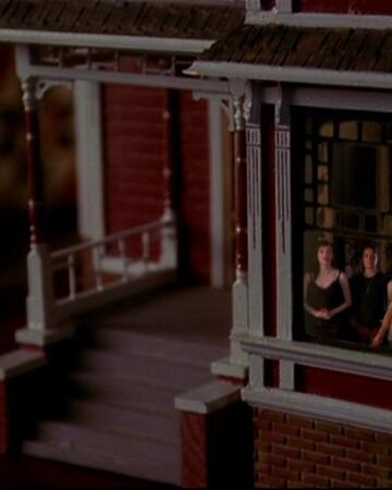 halliwell manor dollhouse