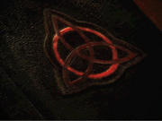 Triquetra divise