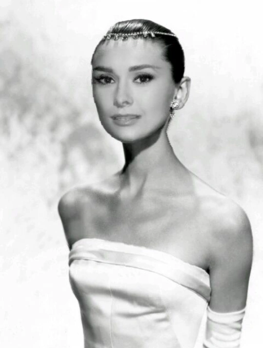 Christine Warren | CharmedGenerations Wiki | FANDOM powered by Wikia