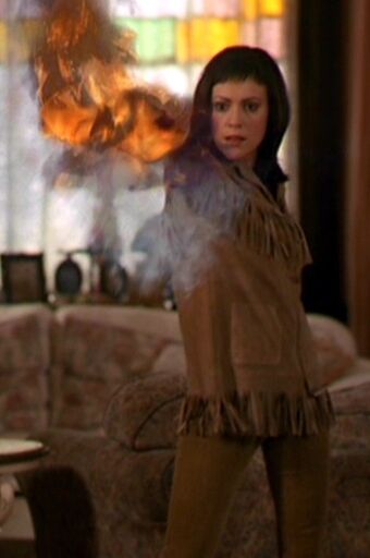 The Phoebe Queen Of All Evil Story Arc The Charmed Legacy Wiki Fandom