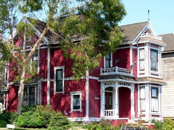 halliwell manor dollhouse