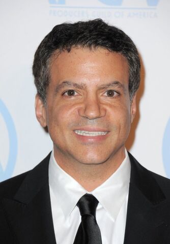 File:Michael De Luca.jpg