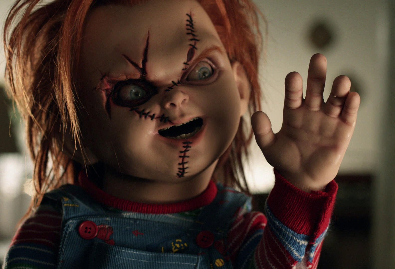 smiling chucky doll