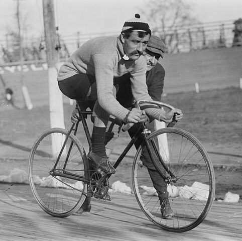 Arquivo:Cyclist L Georget.jpg