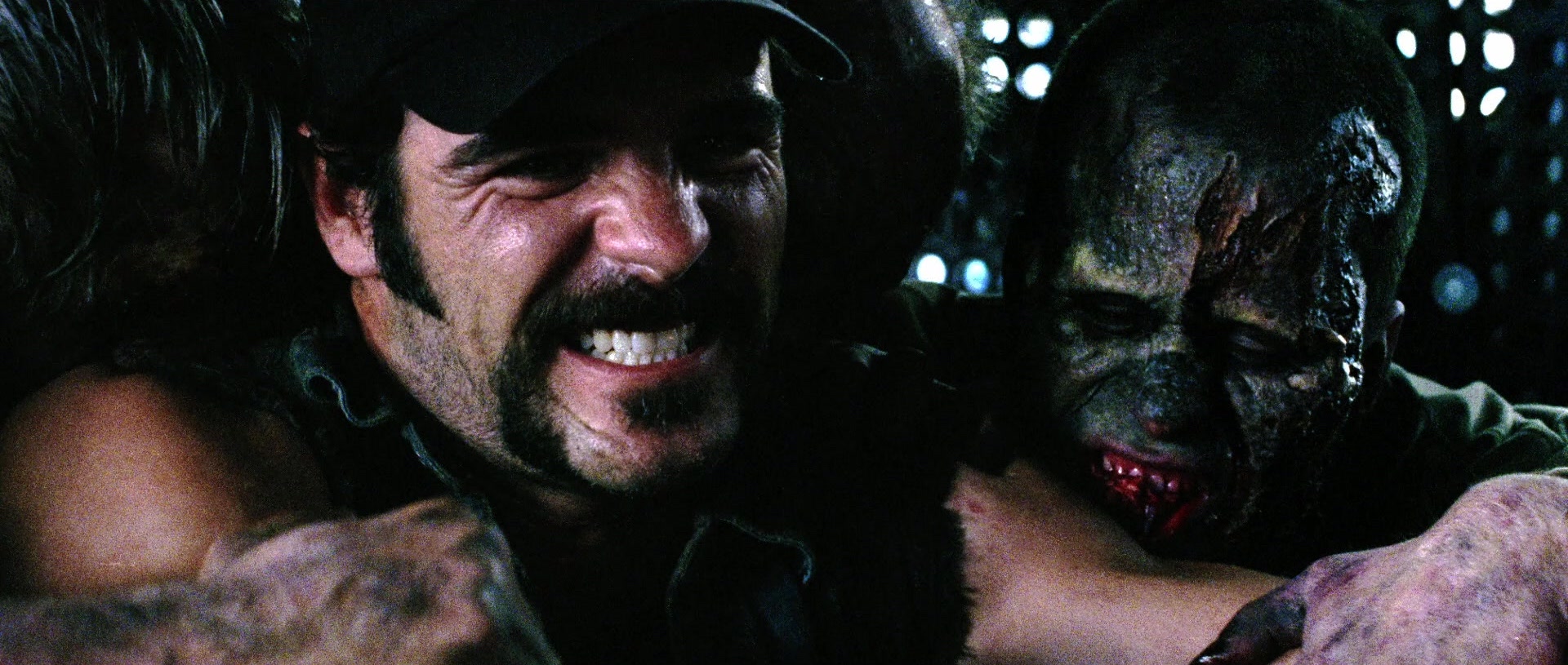 Deadlymovies dawnofthedead2004
