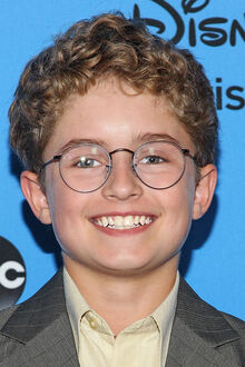 Sean+Giambrone+Disney+ABC+Stars+Gather+Beverly+m7Syq03 Nrql